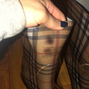 Burberry Shoes - BURBERRY CALF RAINBOOTS Burberry Shoes - BURBERRY CALF RAINBOOTS